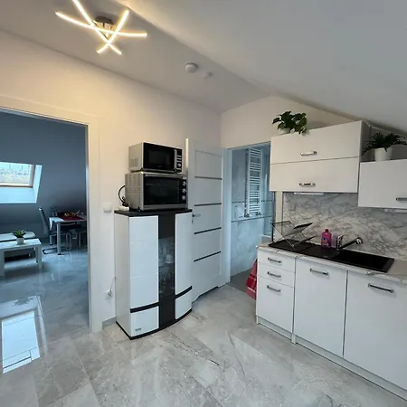 Mit Kueche Und Bad In Apartamento Gdansk